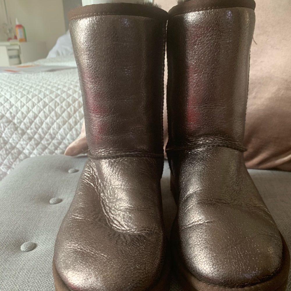 UGG gold metalic boot